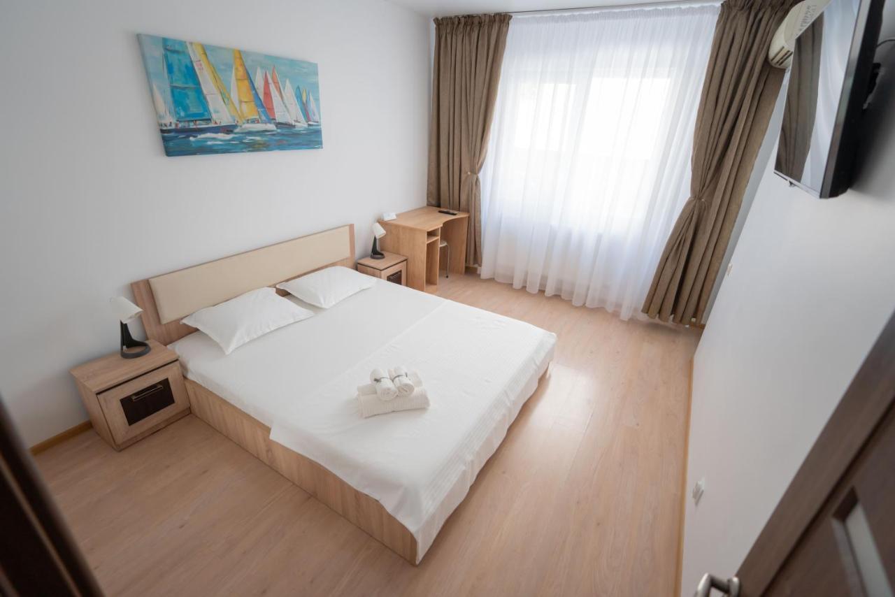 Hotel Studio Titan Bucharest Exterior photo